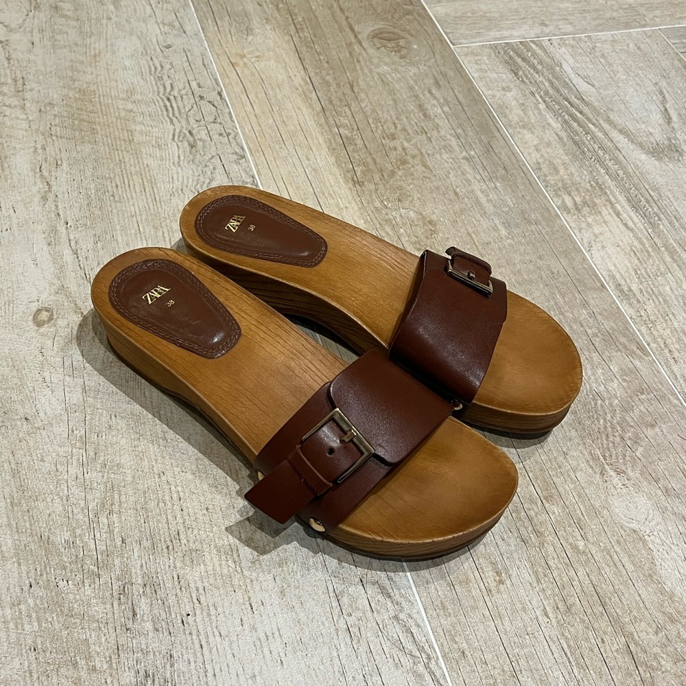 Zara size 7.5 sandals